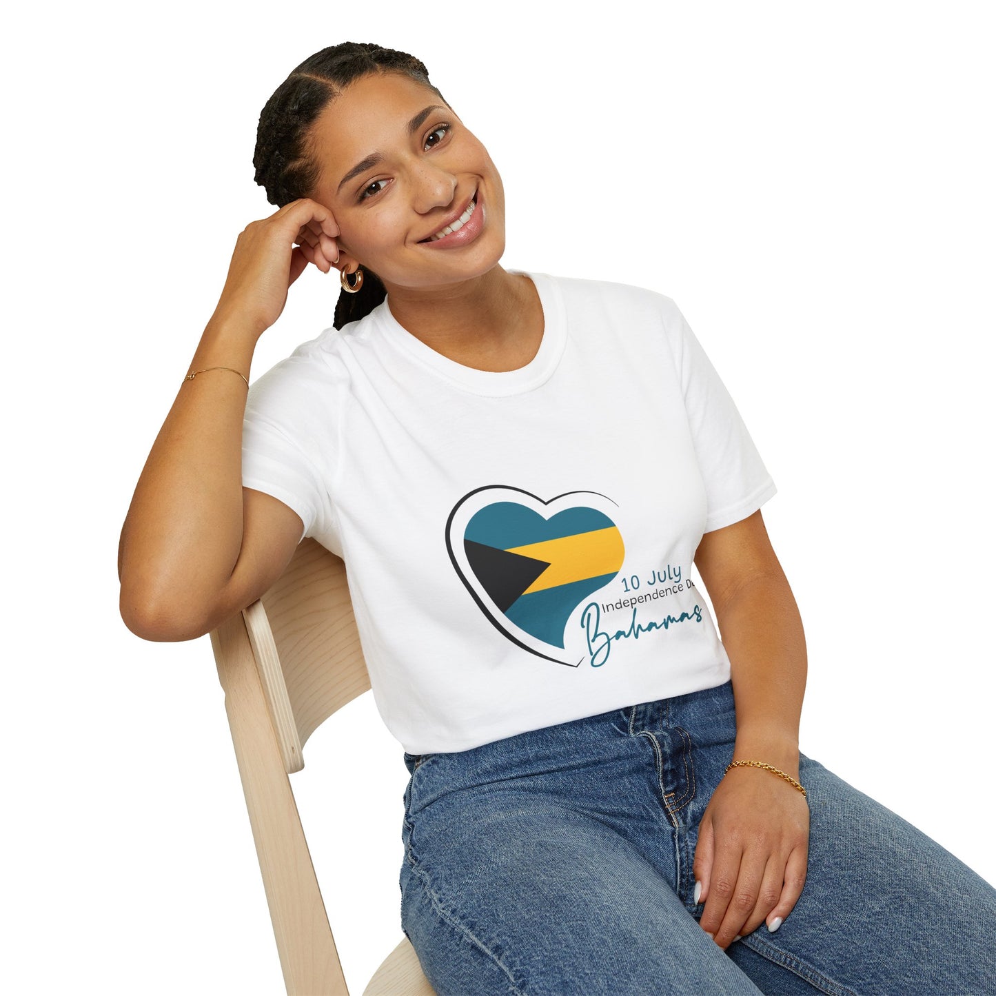Bahamas Heart Shaped Flag  T-Shirt